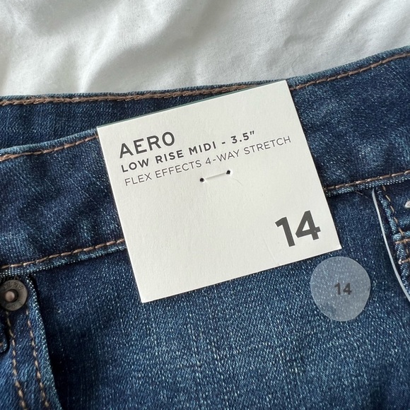 Brand new Aeropostale midi shorts - Picture 3 of 7